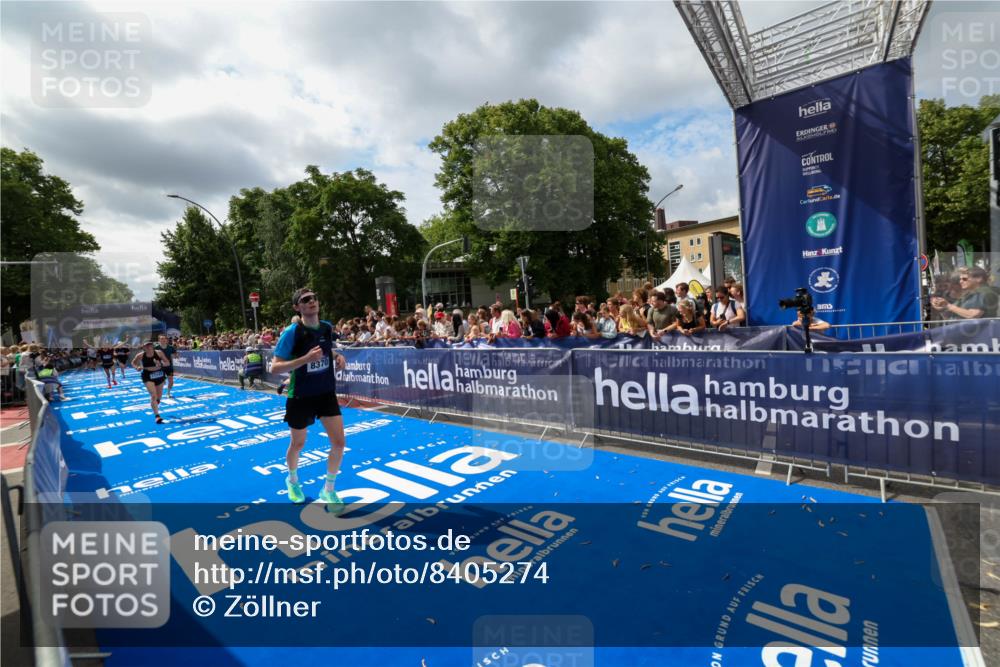 29.06.2025 - hella hamburg halbmarathon Zöllner http://msf.ph/oto/8405274 29.06.2025 10:40:29 Ziel 6649, 8370, 8966, 10978, 14924, 15247, 17245, 17916 meine-sportfotos.de