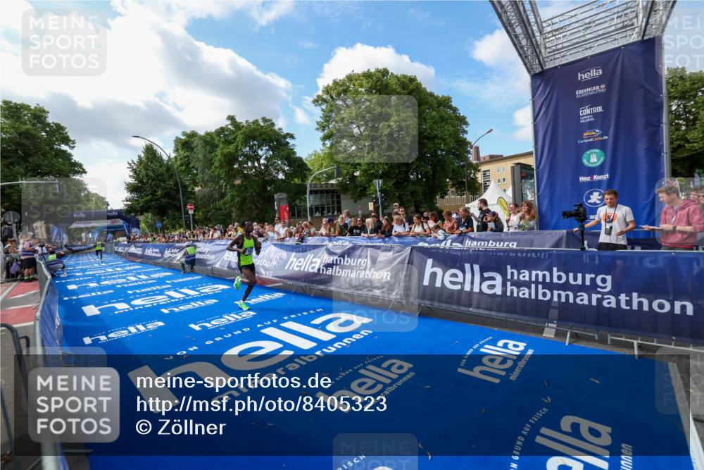 29.06.2025 - hella hamburg halbmarathon Zöllner http://msf.ph/oto/8405323 29.06.2025 10:04:33 Ziel 58, 59 meine-sportfotos.de