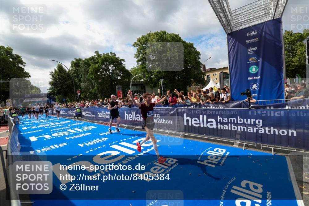 29.06.2025 - hella hamburg halbmarathon Zöllner http://msf.ph/oto/8405384 29.06.2025 10:40:33 Ziel 6649, 7284, 8966, 10978, 11767, 12365, 12540, 14924, 15164, 15247, 17214, 18192 meine-sportfotos.de