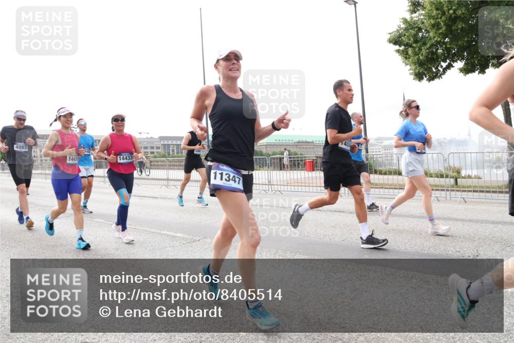 29.06.2025 - hella hamburg halbmarathon Lena Gebhardt http://msf.ph/oto/8405514 29.06.2025 10:24:17 Lombardsbrücke 4993, 14439, 14433, 11347, 482, 1005, 1009, 1064, 1389, 1395, 1444, 1545, 2132, 2477, 2489, 3013, 3053, 3185, 3285, 3421, 3579, 3786, 4111, 4122, 4162, 4464, 4597, 4684, 4719, 4990, 4993, 5039, 5055, 5138, 5258, 5260, 5358, 5661, 5954, 6478, 6524, 6526, 7013, 7426, 7528, 7920, 7975, 8141, 8149, 8167, 8187, 8297, 8502, 8717, 9063, 9217, 9603, 11044, 11306, 11347, 11415, 12210, 13111, 13113, 13380, 13573, 13638, 13711, 14143 meine-sportfotos.de