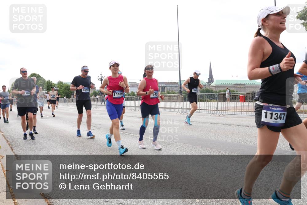 29.06.2025 - hella hamburg halbmarathon Lena Gebhardt http://msf.ph/oto/8405565 29.06.2025 10:24:17 Lombardsbrücke 1306, 4993, 14439, 14433, 16861, 11347, 1005, 1009, 1064, 1389, 1395, 1444, 1545, 2132, 2477, 2489, 3013, 3053, 3185, 3285, 3421, 3579, 3786, 4111, 4122, 4162, 4464, 4597, 4684, 4719, 4990, 4993, 5039, 5055, 5138, 5258, 5260, 5358, 5661, 5954, 6478, 6524, 6526, 7013, 7426, 7528, 7920, 7975, 8141, 8149, 8167, 8187, 8297, 8502, 8717, 9063, 9217, 9603, 11044, 11306, 11347, 11415, 12210, 13111, 13113, 13380, 13573, 13638, 13711, 14143 meine-sportfotos.de