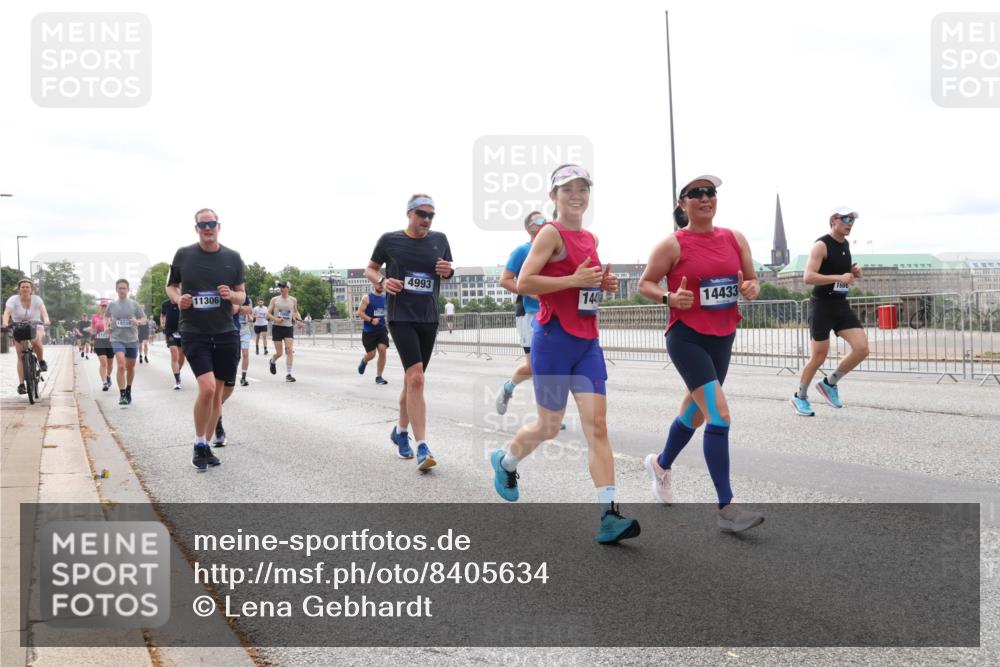 29.06.2025 - hella hamburg halbmarathon Lena Gebhardt http://msf.ph/oto/8405634 29.06.2025 10:24:18 Lombardsbrücke 18109, 4993, 1686, 11306, 144, 14433, 1005, 1009, 1064, 1389, 1395, 1444, 2132, 2280, 2477, 2489, 3013, 3053, 3185, 3285, 3421, 3579, 3786, 4111, 4122, 4162, 4464, 4597, 4684, 4719, 4990, 4993, 5039, 5055, 5138, 5258, 5260, 5661, 5829, 5830, 5954, 6478, 6524, 6526, 7013, 7426, 7528, 7920, 7975, 8141, 8149, 8167, 8187, 8297, 8502, 8717, 9063, 9217, 9603, 11044, 11306, 11347, 11415, 12210, 13111, 13113, 13380, 13573, 13638, 13711, 14143 meine-sportfotos.de