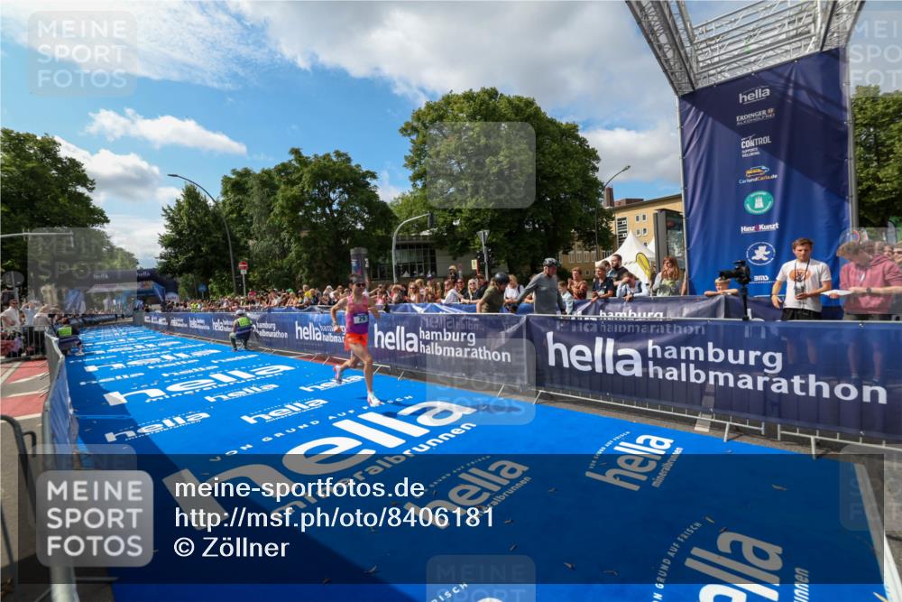 29.06.2025 - hella hamburg halbmarathon Zöllner http://msf.ph/oto/8406181 29.06.2025 10:09:04 Ziel 29 meine-sportfotos.de
