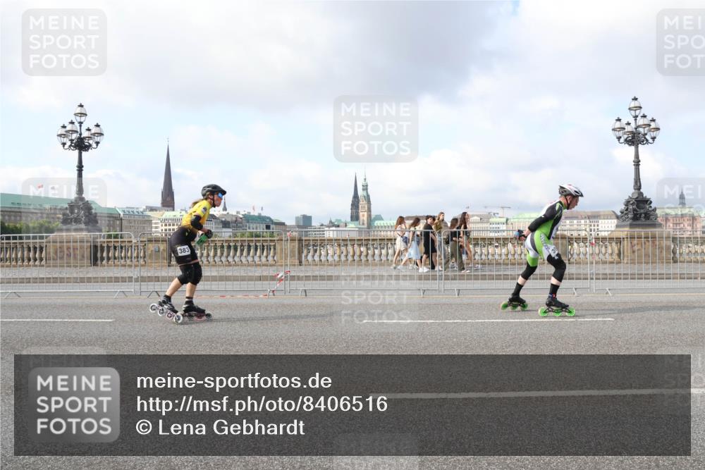 29.06.2025 - hella hamburg halbmarathon Lena Gebhardt http://msf.ph/oto/8406516 29.06.2025 08:54:30 Lombardsbrücke 383 meine-sportfotos.de