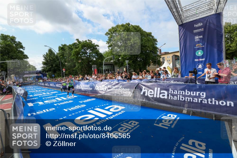29.06.2025 - hella hamburg halbmarathon Zöllner http://msf.ph/oto/8406565 29.06.2025 10:11:03 Ziel 17888 meine-sportfotos.de