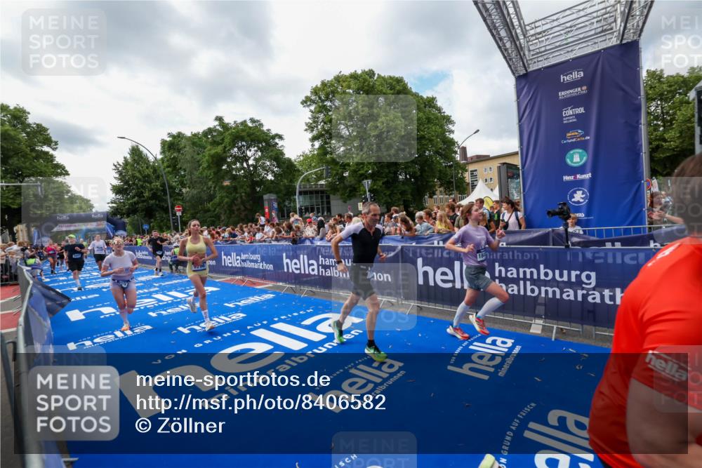 29.06.2025 - hella hamburg halbmarathon Zöllner http://msf.ph/oto/8406582 29.06.2025 10:41:33 Ziel 2579, 2797, 3204, 4893, 5987, 7774, 7796, 8358, 10894, 12588, 13457, 14275, 14555, 17159, 17882, 18412, 18442, 18491, 18573 meine-sportfotos.de