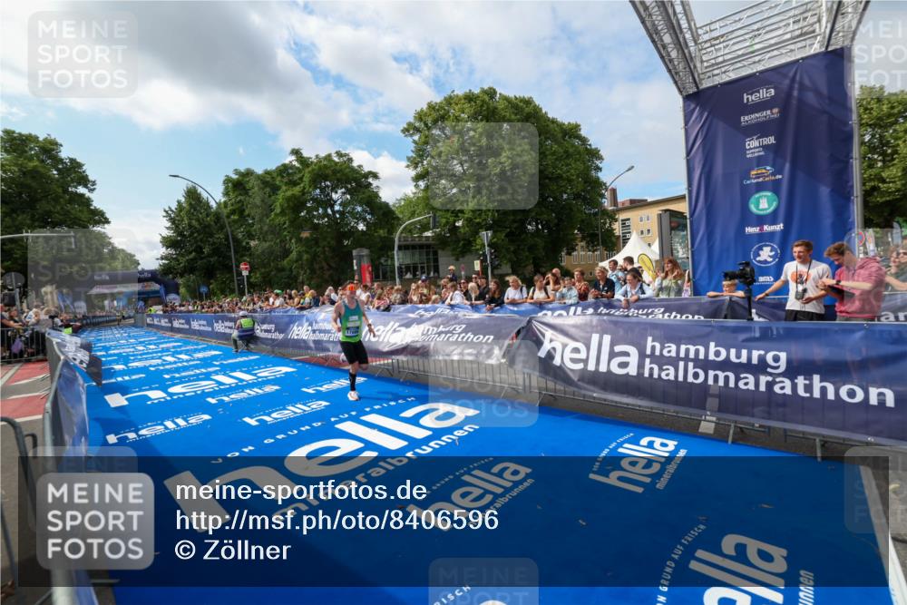 29.06.2025 - hella hamburg halbmarathon Zöllner http://msf.ph/oto/8406596 29.06.2025 10:11:04 Ziel 17888 meine-sportfotos.de