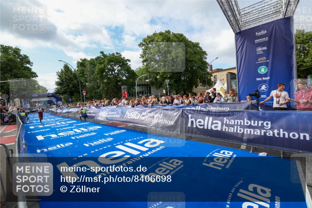 29.06.2025 - hella hamburg halbmarathon Zöllner http://msf.ph/oto/8406698 29.06.2025 10:11:59 Ziel 36 meine-sportfotos.de