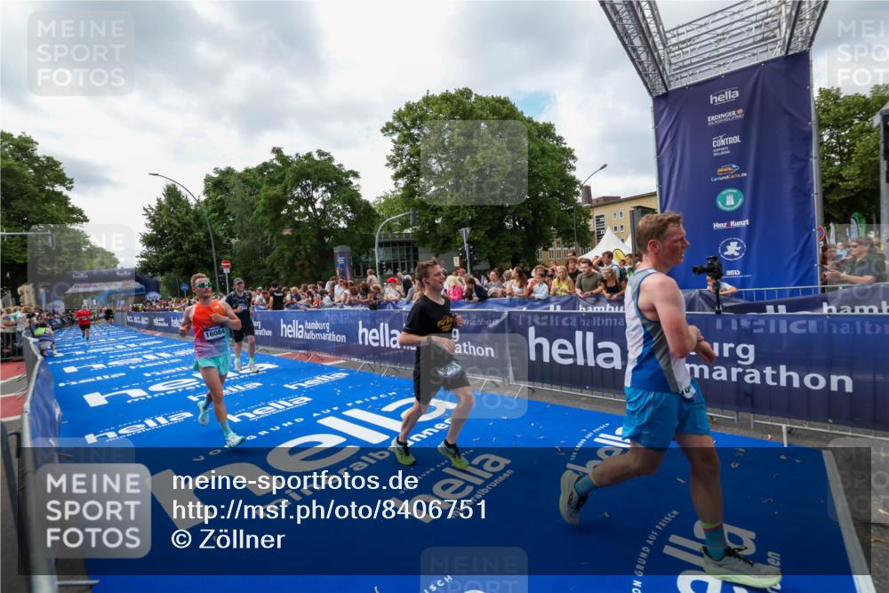 29.06.2025 - hella hamburg halbmarathon Zöllner http://msf.ph/oto/8406751 29.06.2025 10:41:42 Ziel 1512, 9640, 9885, 13714, 16084, 18491 meine-sportfotos.de