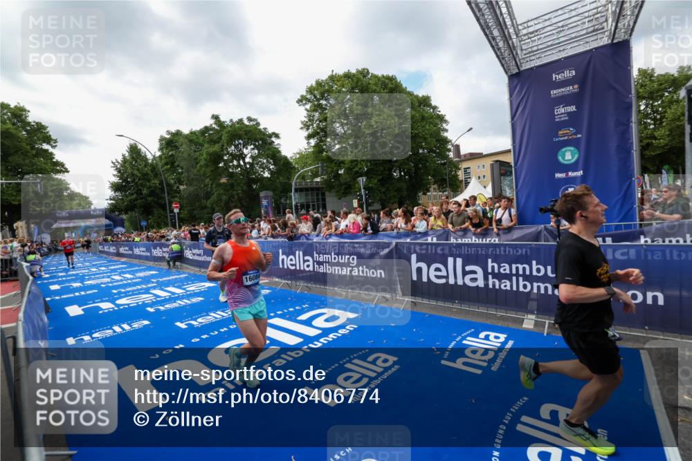 29.06.2025 - hella hamburg halbmarathon Zöllner http://msf.ph/oto/8406774 29.06.2025 10:41:42 Ziel 1512, 9640, 9885, 13714, 16084, 18491 meine-sportfotos.de