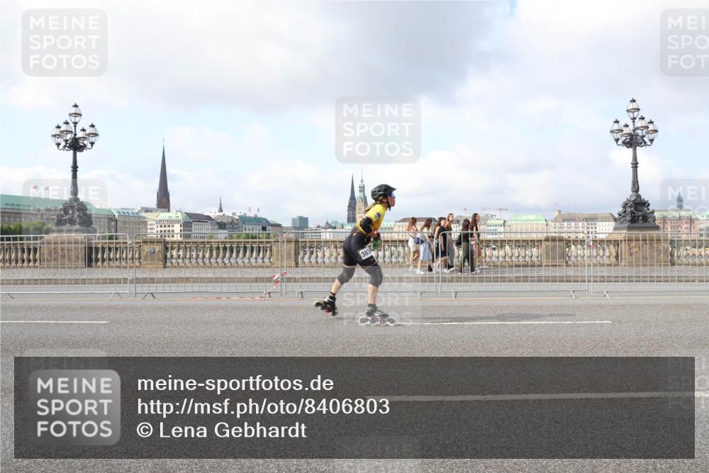 29.06.2025 - hella hamburg halbmarathon Lena Gebhardt http://msf.ph/oto/8406803 29.06.2025 08:54:31 Lombardsbrücke 22, 383 meine-sportfotos.de