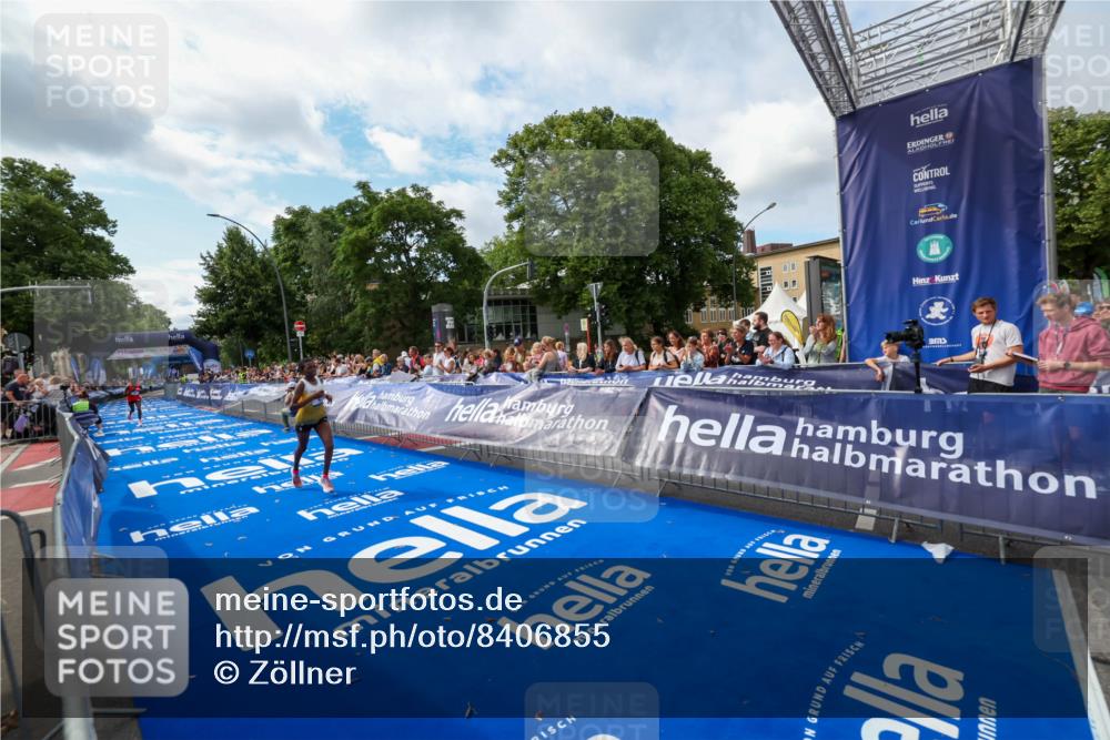 29.06.2025 - hella hamburg halbmarathon Zöllner http://msf.ph/oto/8406855 29.06.2025 10:12:24 Ziel 39, 47 meine-sportfotos.de