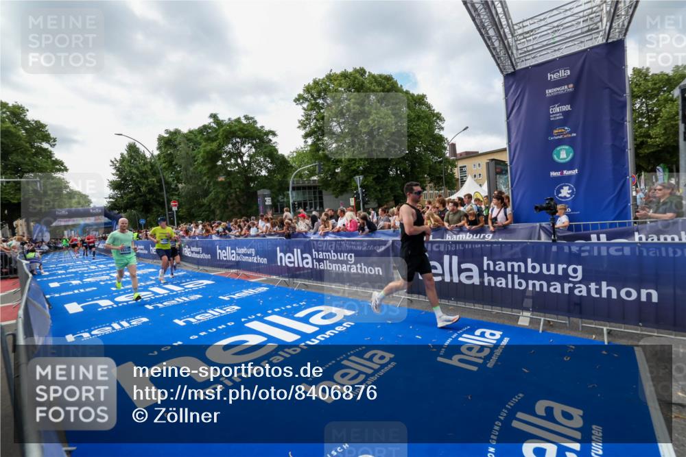 29.06.2025 - hella hamburg halbmarathon Zöllner http://msf.ph/oto/8406876 29.06.2025 10:41:50 Ziel 1512, 1763, 7092, 10415, 11765, 14346, 15535, 15935 meine-sportfotos.de