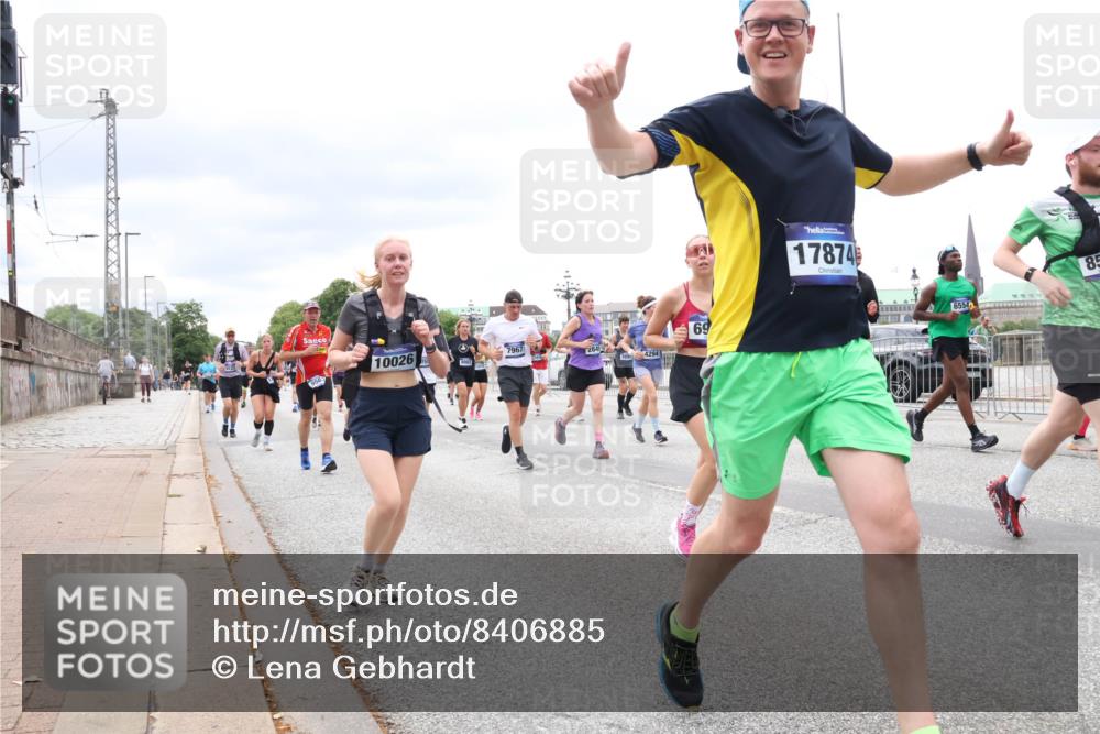 29.06.2025 - hella hamburg halbmarathon Lena Gebhardt http://msf.ph/oto/8406885 29.06.2025 10:58:48 Lombardsbrücke 7967, 10026, 264, 9982, 4294, 69, 17874, 6554, 85, 1326, 1365, 1380, 1514, 1646, 1845, 2057, 2449, 2621, 2649, 2929, 3231, 3373, 3416, 3540, 3565, 3868, 3966, 4042, 4043, 4225, 4294, 4312, 4577, 4648, 5016, 5159, 5211, 5400, 5655, 5732, 5988, 6010, 6167, 6301, 6330, 6341, 6554, 6588, 6633, 6638, 6702, 6927, 7095, 7096, 7443, 7870, 7933, 7957, 7967, 8489, 8544, 8545, 8547, 8592, 8631, 8701, 8752, 9123, 9221, 9225, 9239, 9563, 9889, 9960, 9982, 10498 meine-sportfotos.de