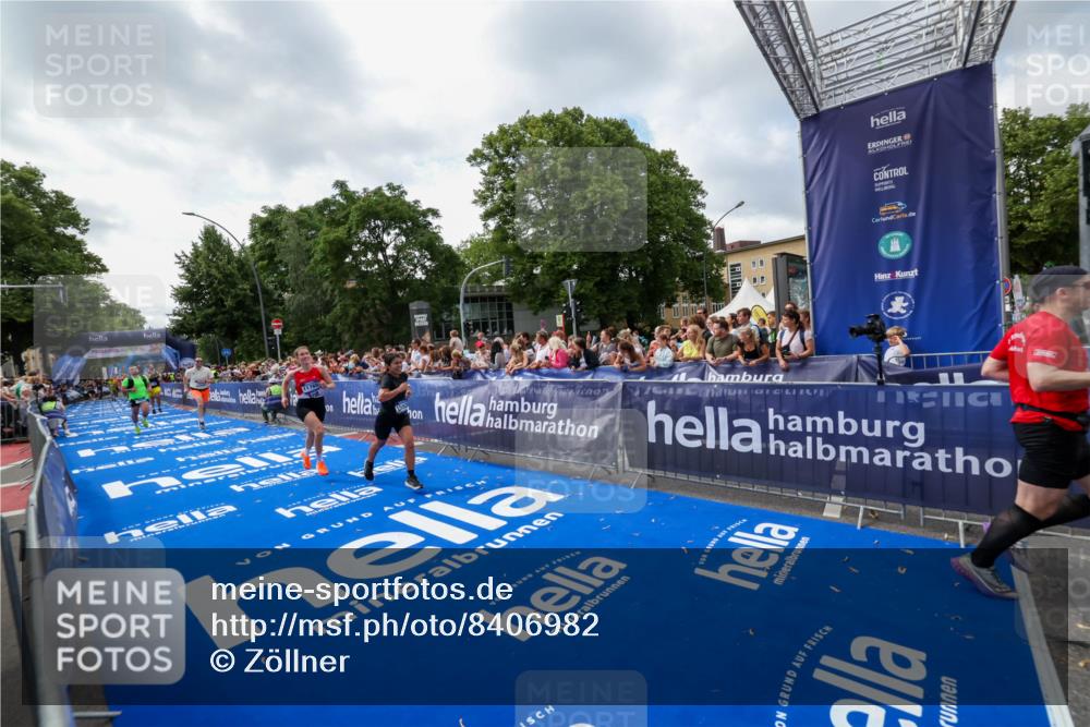 29.06.2025 - hella hamburg halbmarathon Zöllner http://msf.ph/oto/8406982 29.06.2025 10:41:56 Ziel 1169, 7092, 10415, 11765, 15521, 15935, 16507 meine-sportfotos.de