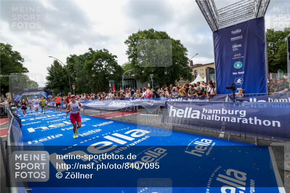 29.06.2025 - hella hamburg halbmarathon Zöllner http://msf.ph/oto/8407095 29.06.2025 10:42:04 Ziel 5690, 6593, 7363, 8694, 11417, 12292, 13196, 15846, 16507, 17864, 17926, 18920, 19046 meine-sportfotos.de