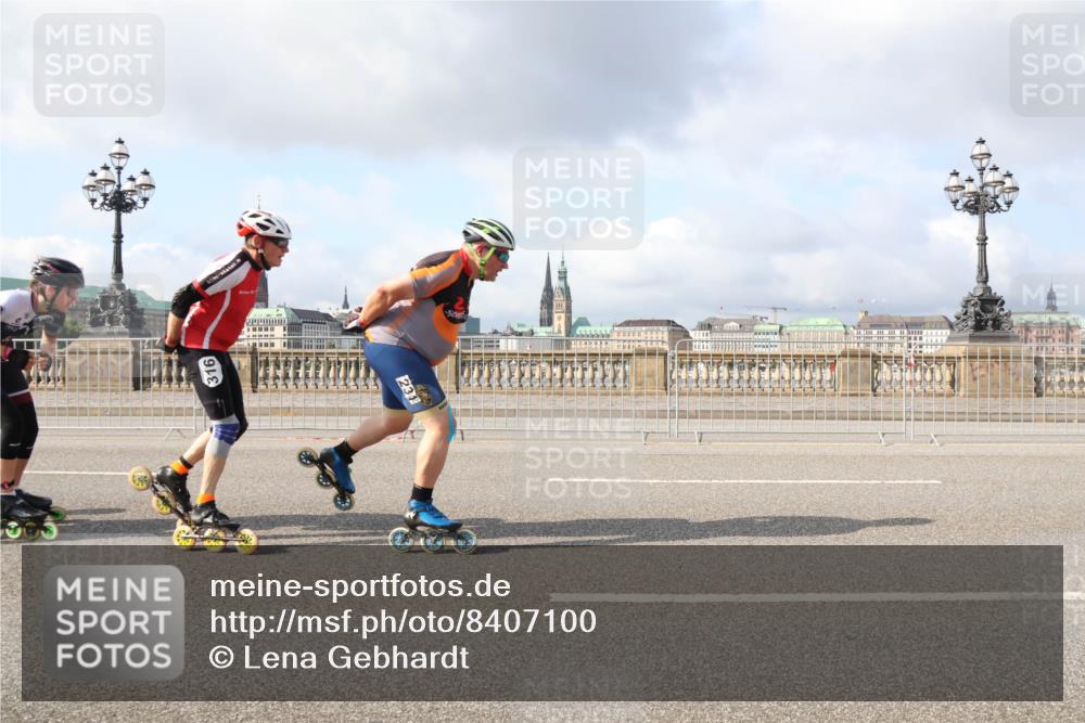 29.06.2025 - hella hamburg halbmarathon Lena Gebhardt http://msf.ph/oto/8407100 29.06.2025 08:54:41 Lombardsbrücke 316, 231 meine-sportfotos.de
