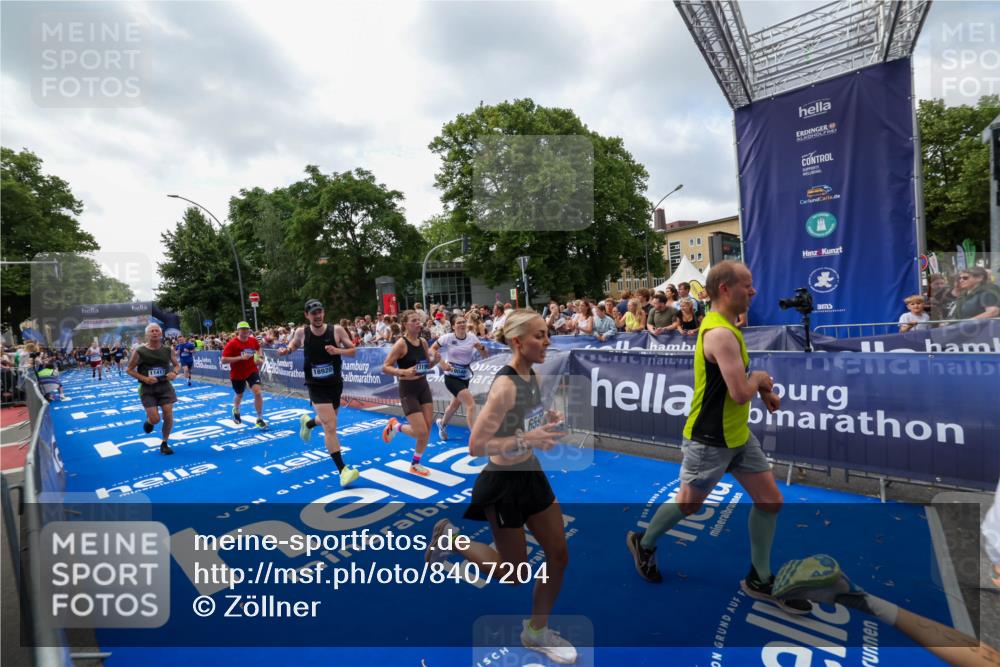 29.06.2025 - hella hamburg halbmarathon Zöllner http://msf.ph/oto/8407204 29.06.2025 10:42:09 Ziel 1441, 5682, 6593, 10216, 11417, 12098, 12292, 13196, 15846, 16677, 17864, 18920, 19046 meine-sportfotos.de