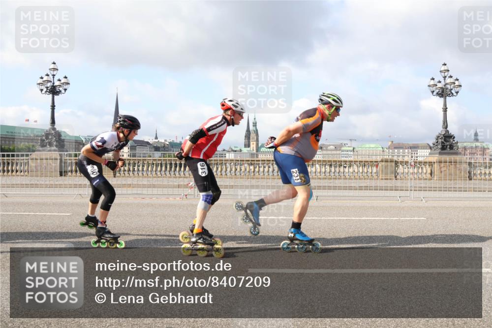 29.06.2025 - hella hamburg halbmarathon Lena Gebhardt http://msf.ph/oto/8407209 29.06.2025 08:54:42 Lombardsbrücke 460, 316, 231 meine-sportfotos.de