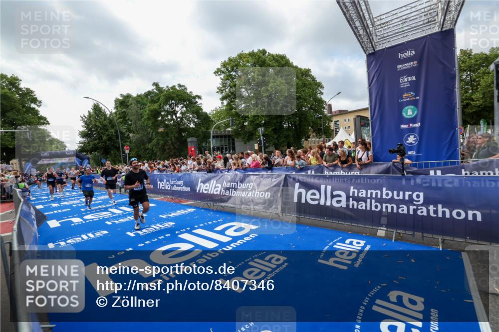 29.06.2025 - hella hamburg halbmarathon Zöllner http://msf.ph/oto/8407346 29.06.2025 10:42:16 Ziel 1441, 1903, 5682, 7765, 7865, 9365, 13709, 14811, 14899, 16626, 16660, 17182, 17363, 18772, 18802 meine-sportfotos.de