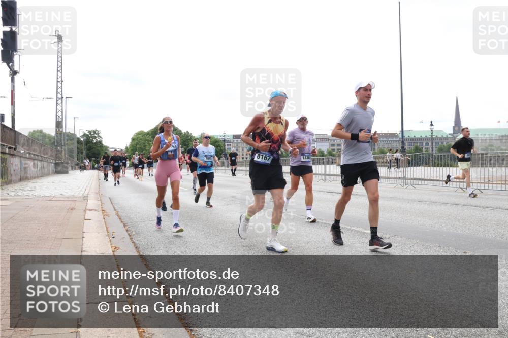 29.06.2025 - hella hamburg halbmarathon Lena Gebhardt http://msf.ph/oto/8407348 29.06.2025 10:24:35 Lombardsbrücke 43, 7975, 8167, 1338, 1005, 1009, 1064, 1352, 1389, 1395, 2108, 2132, 2249, 2280, 2477, 2944, 3053, 3099, 3113, 3132, 3285, 3421, 3579, 3786, 4111, 4162, 4221, 4444, 4464, 4684, 4719, 4993, 5126, 5138, 5829, 5830, 6261, 6478, 6524, 6526, 6570, 7528, 7920, 7975, 8167, 8187, 8297, 9063, 10907, 11306, 11651, 11816, 11817, 12070, 12210, 12303, 13111, 13113, 13380, 13573, 13638, 13711, 14143, 14898, 15124, 15975, 17535 meine-sportfotos.de
