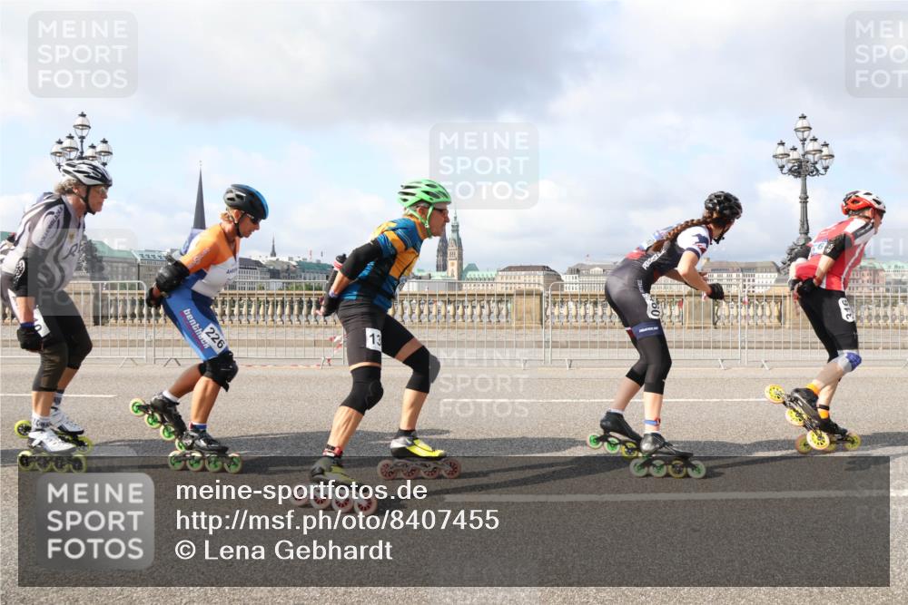 29.06.2025 - hella hamburg halbmarathon Lena Gebhardt http://msf.ph/oto/8407455 29.06.2025 08:54:42 Lombardsbrücke 226, 13 meine-sportfotos.de
