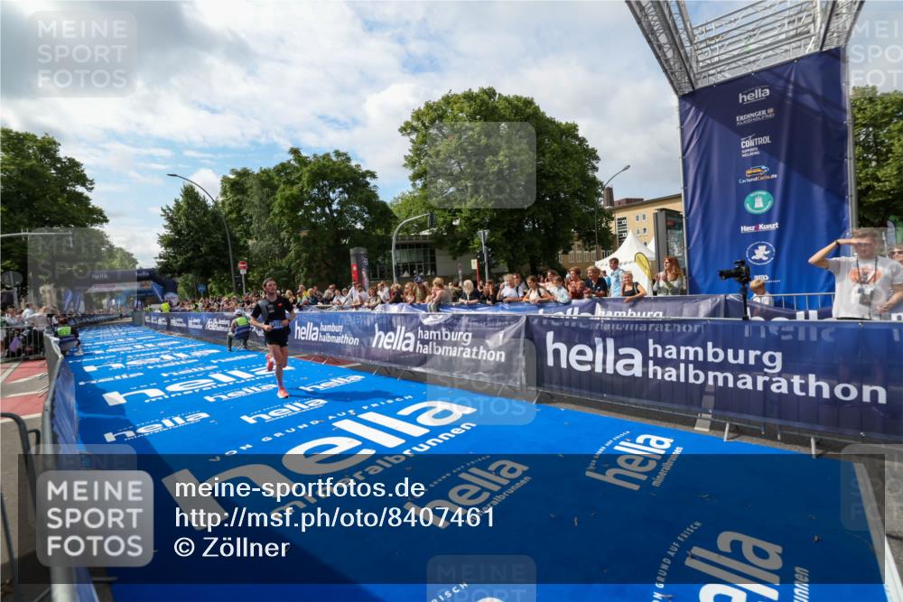 29.06.2025 - hella hamburg halbmarathon Zöllner http://msf.ph/oto/8407461 29.06.2025 10:14:34 Ziel 19227 meine-sportfotos.de