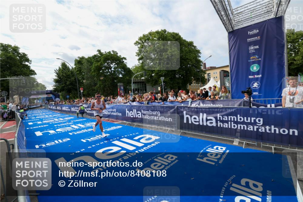 29.06.2025 - hella hamburg halbmarathon Zöllner http://msf.ph/oto/8408108 29.06.2025 10:17:05 Ziel 4116, 16529 meine-sportfotos.de