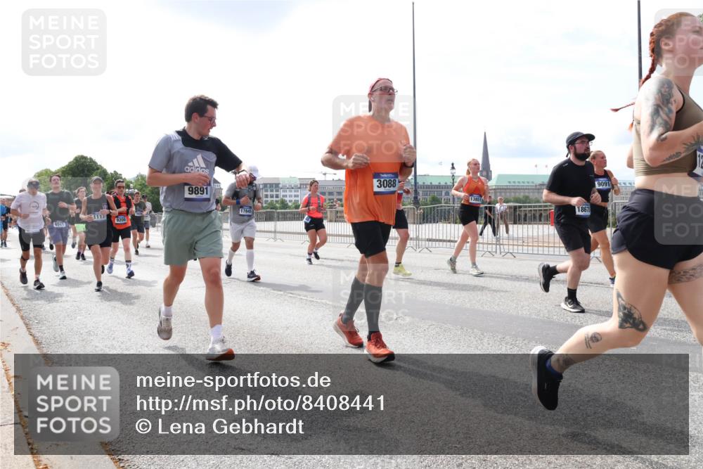 29.06.2025 - hella hamburg halbmarathon Lena Gebhardt http://msf.ph/oto/8408441 29.06.2025 10:16:51 Lombardsbrücke 6941, 1117, 9208, 9891, 17845, 3088, 13851, 18675, 9091, 48221, 1117, 1137, 1240, 1244, 1298, 1331, 1348, 1403, 1553, 1602, 1825, 2225, 2347, 2908, 2912, 3030, 3088, 3156, 3176, 3210, 3450, 3484, 3622, 3687, 4478, 5036, 5037, 5929, 5995, 6024, 6328, 6488, 6742, 6941, 6948, 7114, 7115, 7158, 7257, 7345, 7358, 7360, 7376, 7924, 7928, 8263, 8295, 8317, 8513, 8597, 8619, 8645, 8707, 8847, 8857, 8983, 9091, 9208, 9332, 9492, 9664, 9676, 9810, 10076, 10139, 10141, 10232 meine-sportfotos.de