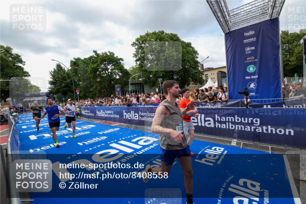 29.06.2025 - hella hamburg halbmarathon Zöllner http://msf.ph/oto/8408558 29.06.2025 10:43:17 Ziel 1675, 7026, 7093, 10099, 10251, 11177, 12153, 15706, 16314, 16997, 18304 meine-sportfotos.de