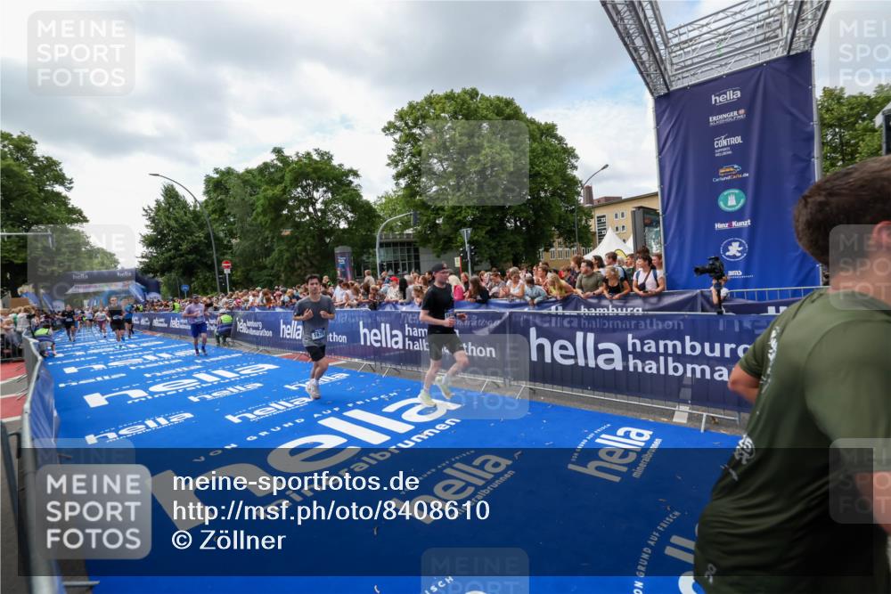 29.06.2025 - hella hamburg halbmarathon Zöllner http://msf.ph/oto/8408610 29.06.2025 10:43:20 Ziel 1675, 3109, 3124, 3146, 7093, 10099, 15706, 15921, 16314, 16997, 18274, 18304 meine-sportfotos.de