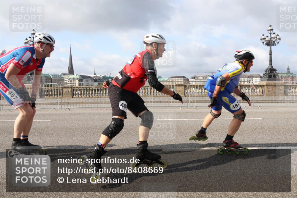 29.06.2025 - hella hamburg halbmarathon Lena Gebhardt http://msf.ph/oto/8408669 29.06.2025 08:55:06 Lombardsbrücke 457, 40, 487 meine-sportfotos.de