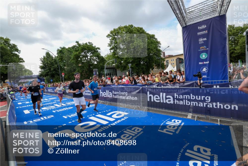 29.06.2025 - hella hamburg halbmarathon Zöllner http://msf.ph/oto/8408698 29.06.2025 10:43:25 Ziel 2653, 3109, 3124, 3146, 5506, 8664, 10099, 10237, 13348, 15921, 16720, 16997, 17391, 18274, 18942, 18987, 19009, 19051 meine-sportfotos.de