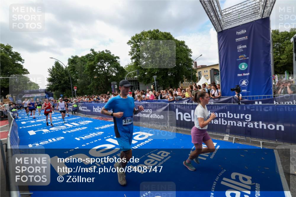 29.06.2025 - hella hamburg halbmarathon Zöllner http://msf.ph/oto/8408747 29.06.2025 10:43:27 Ziel 2653, 3109, 3124, 3146, 3928, 5506, 8664, 10237, 13348, 15921, 16720, 17391, 18274, 18942, 18987, 19009, 19051 meine-sportfotos.de