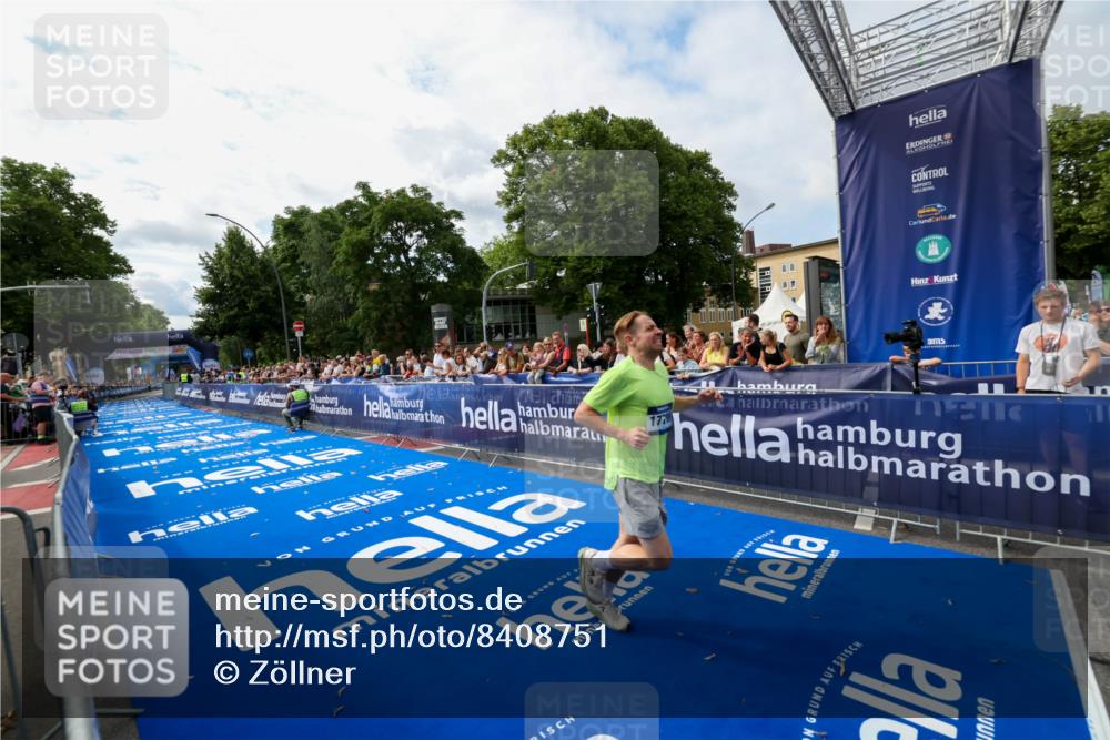 29.06.2025 - hella hamburg halbmarathon Zöllner http://msf.ph/oto/8408751 29.06.2025 10:18:16 Ziel 17786 meine-sportfotos.de