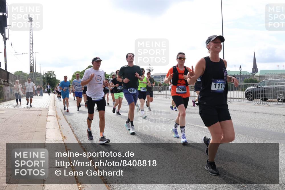 29.06.2025 - hella hamburg halbmarathon Lena Gebhardt http://msf.ph/oto/8408818 29.06.2025 10:16:53 Lombardsbrücke 1336, 34501, 1602, 6941, 9208, 1117, 1117, 1137, 1240, 1244, 1298, 1331, 1348, 1356, 1403, 1553, 1602, 1825, 2225, 2347, 2908, 2912, 3030, 3088, 3156, 3176, 3210, 3450, 3484, 3622, 3687, 4478, 5036, 5037, 5390, 5929, 5930, 5995, 6328, 6488, 6742, 6941, 6948, 7114, 7115, 7158, 7257, 7345, 7358, 7360, 7376, 7924, 7928, 8263, 8295, 8317, 8513, 8558, 8619, 8707, 8847, 8857, 8983, 9091, 9208, 9332, 9492, 9664, 9676, 10076, 10232 meine-sportfotos.de