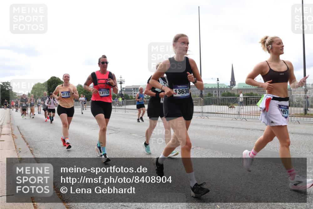 29.06.2025 - hella hamburg halbmarathon Lena Gebhardt http://msf.ph/oto/8408904 29.06.2025 10:24:54 Lombardsbrücke 4111, 13113, 13638, 1651, 1352, 1395, 1740, 2000, 2108, 2249, 2280, 2944, 3053, 3099, 3113, 3132, 3421, 3786, 3920, 4008, 4010, 4111, 4221, 4444, 5126, 5138, 5829, 5830, 6261, 6570, 7778, 8083, 9573, 10907, 11400, 11651, 11816, 11817, 11921, 12070, 12303, 13111, 13113, 13380, 13638, 14143, 14649, 14898, 15124, 15153, 15679, 15942, 15975, 17185, 17535, 17954, 18194, 18198 meine-sportfotos.de