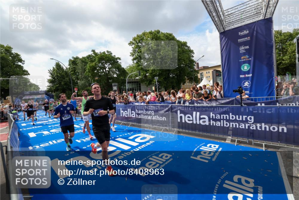29.06.2025 - hella hamburg halbmarathon Zöllner http://msf.ph/oto/8408963 29.06.2025 10:43:36 Ziel 4080, 5124, 5436, 7635, 9931, 10246, 11648, 12623, 13996, 14484, 14690, 16338, 17912, 18513, 18775, 18810, 19229 meine-sportfotos.de