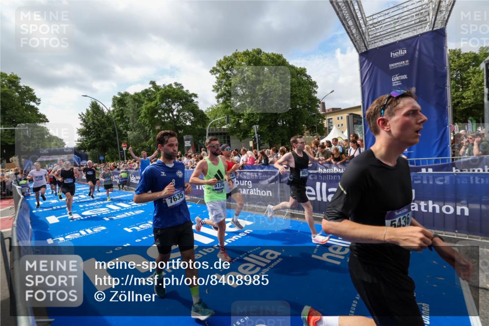 29.06.2025 - hella hamburg halbmarathon Zöllner http://msf.ph/oto/8408985 29.06.2025 10:43:37 Ziel 3116, 4080, 5124, 5436, 7635, 9931, 10246, 11648, 12623, 13996, 14484, 14690, 16338, 17912, 18513, 18775, 18810, 19229 meine-sportfotos.de