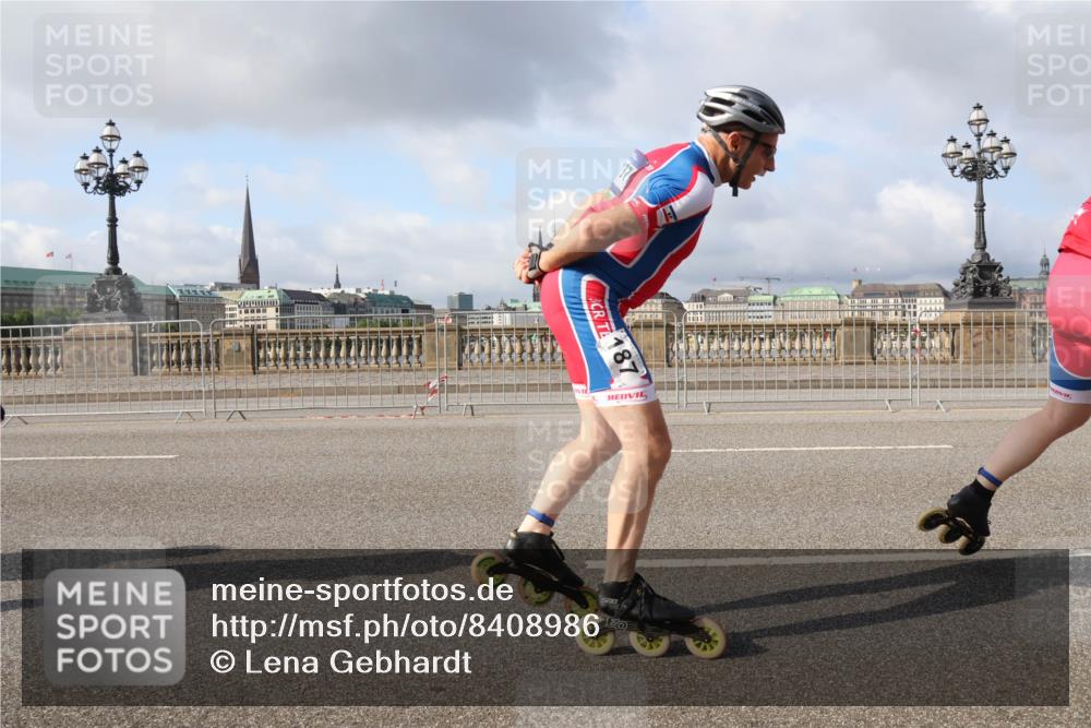 29.06.2025 - hella hamburg halbmarathon Lena Gebhardt http://msf.ph/oto/8408986 29.06.2025 08:55:06 Lombardsbrücke 187 meine-sportfotos.de