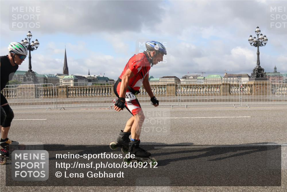 29.06.2025 - hella hamburg halbmarathon Lena Gebhardt http://msf.ph/oto/8409212 29.06.2025 08:55:07 Lombardsbrücke 417 meine-sportfotos.de