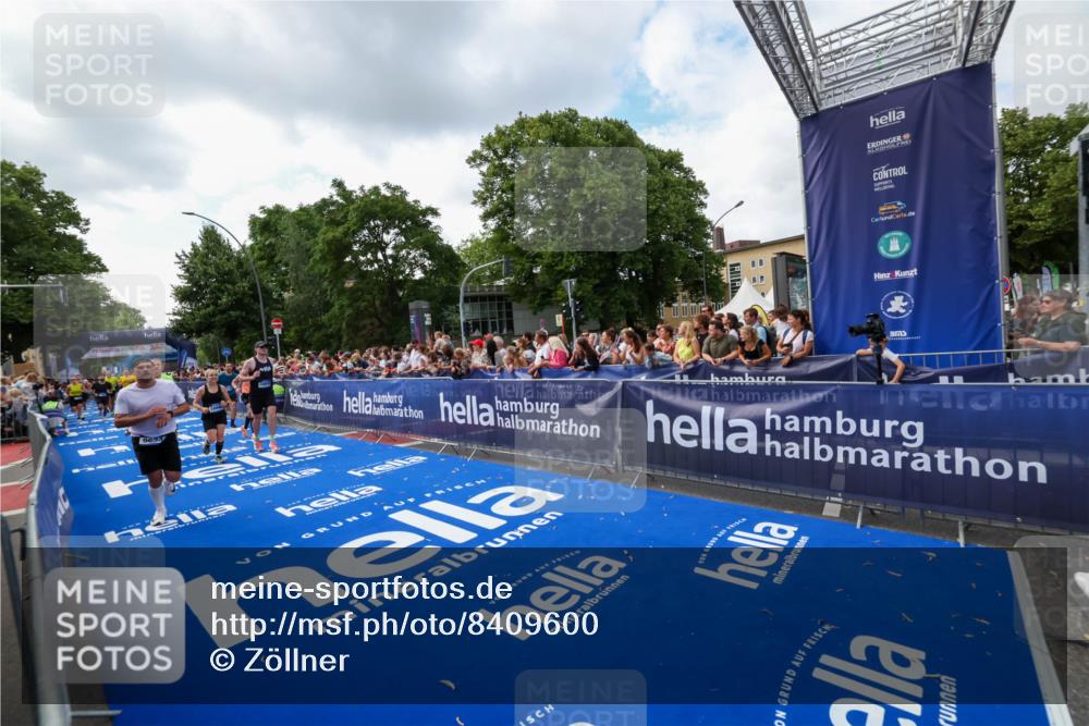29.06.2025 - hella hamburg halbmarathon Zöllner http://msf.ph/oto/8409600 29.06.2025 10:44:15 Ziel 1415, 3021, 4999, 5231, 5884, 7005, 8722, 9633, 10193, 10930, 12159, 14686, 14687, 15225, 15280, 16301, 16316, 16648, 17748, 18691 meine-sportfotos.de