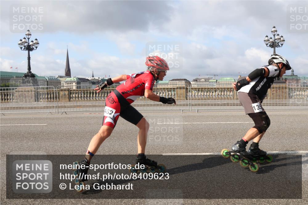 29.06.2025 - hella hamburg halbmarathon Lena Gebhardt http://msf.ph/oto/8409623 29.06.2025 08:55:07 Lombardsbrücke 3 meine-sportfotos.de