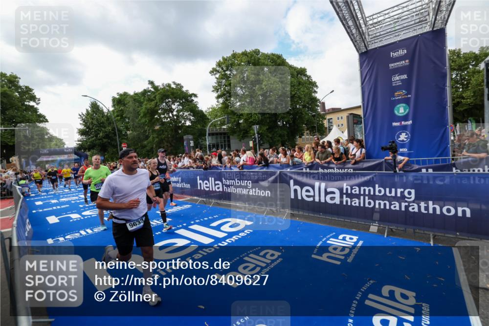 29.06.2025 - hella hamburg halbmarathon Zöllner http://msf.ph/oto/8409627 29.06.2025 10:44:16 Ziel 1413, 1415, 4999, 5231, 5275, 5884, 7005, 8722, 9444, 9633, 10193, 10930, 12159, 14686, 14687, 15225, 15280, 16301, 16316, 16648, 16893, 17748, 18691 meine-sportfotos.de