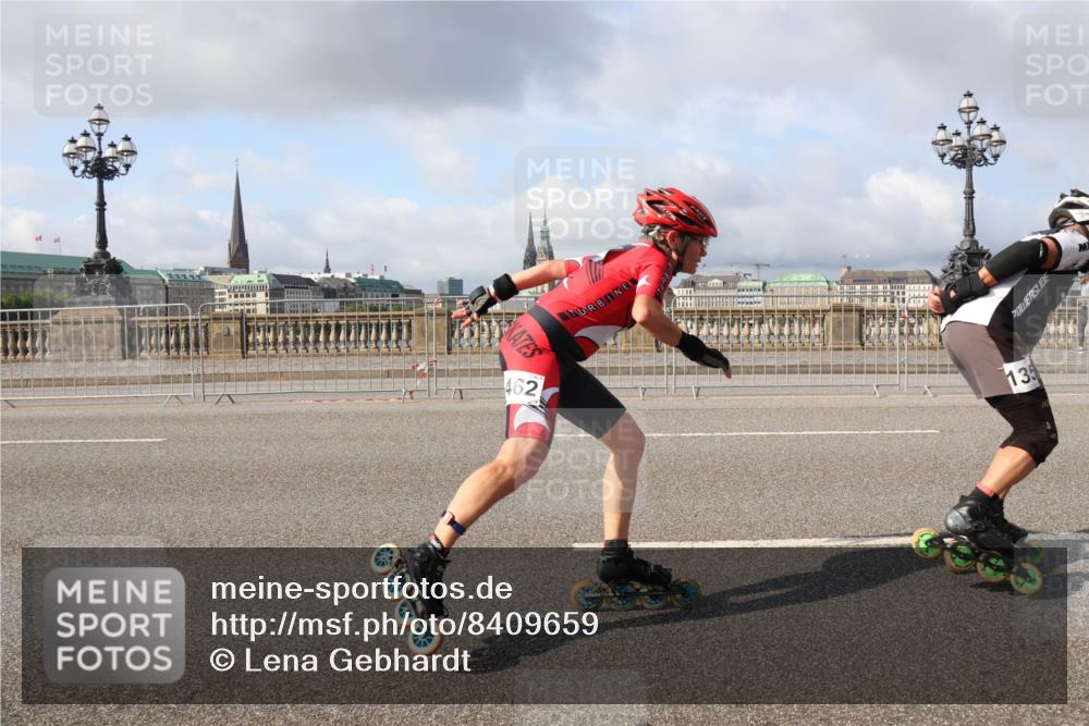 29.06.2025 - hella hamburg halbmarathon Lena Gebhardt http://msf.ph/oto/8409659 29.06.2025 08:55:07 Lombardsbrücke  meine-sportfotos.de