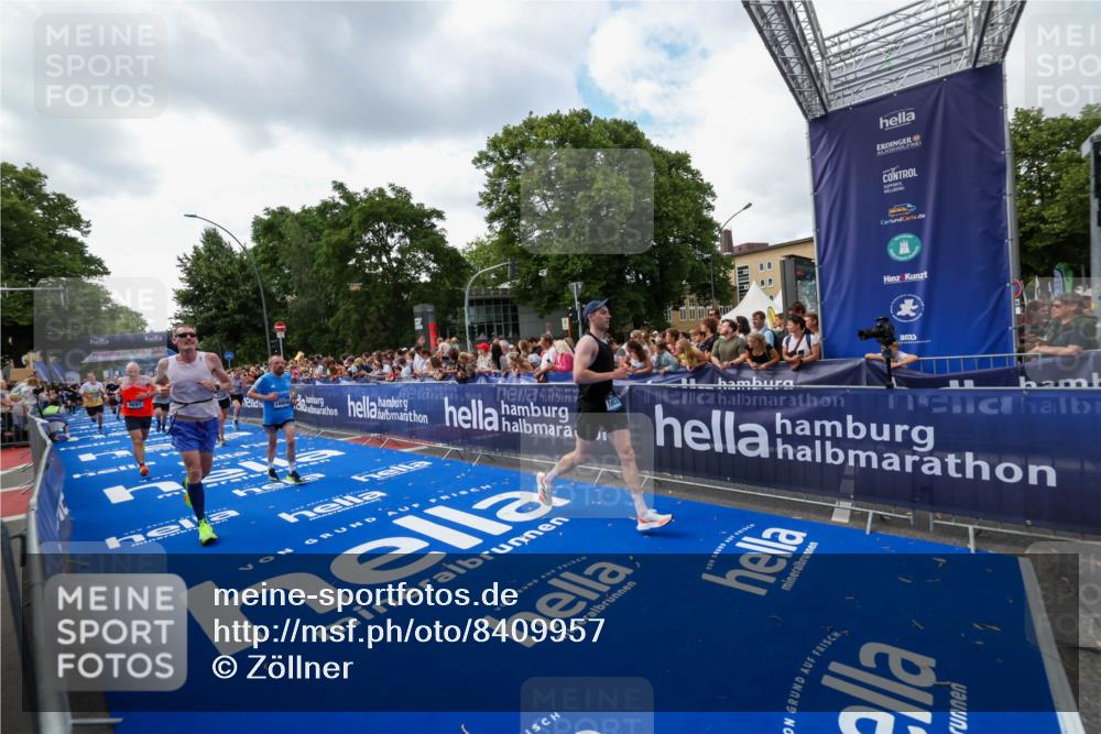 29.06.2025 - hella hamburg halbmarathon Zöllner http://msf.ph/oto/8409957 29.06.2025 10:44:31 Ziel 1057, 4310, 4691, 7322, 8928, 12327, 12554, 14464, 14667, 16803, 17097, 17729, 18765, 18806 meine-sportfotos.de