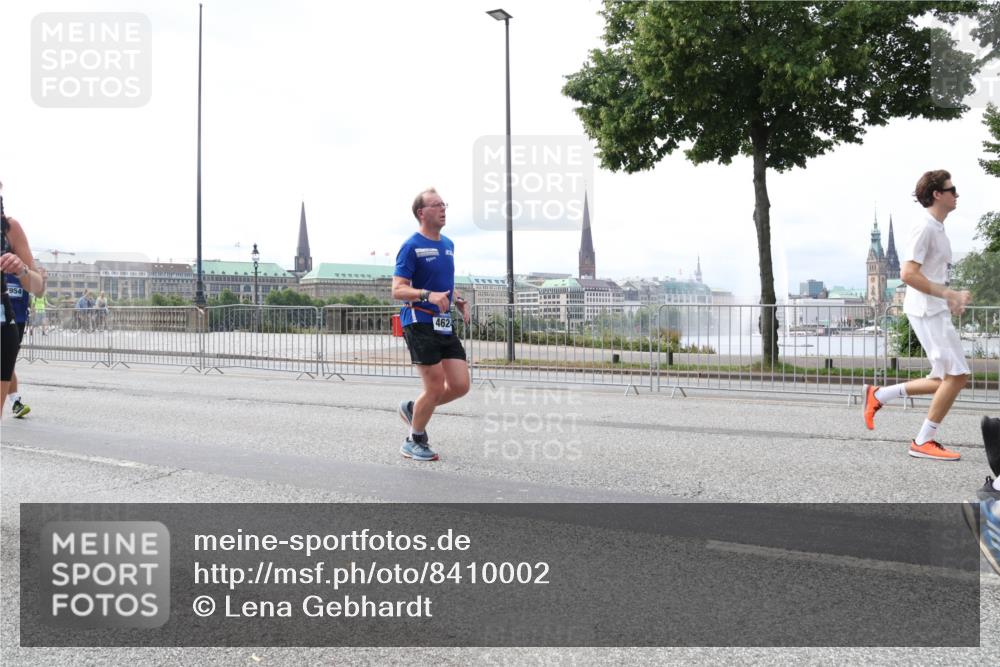 29.06.2025 - hella hamburg halbmarathon Lena Gebhardt http://msf.ph/oto/8410002 29.06.2025 10:25:04 Lombardsbrücke 954, 462, 1352, 1627, 1740, 2000, 2108, 2249, 2944, 3099, 3113, 3132, 3920, 3961, 3963, 4008, 4010, 4221, 4444, 5126, 5564, 5814, 6261, 6570, 7778, 8083, 8962, 9573, 9927, 10907, 11400, 11651, 11816, 11817, 11921, 12070, 12303, 13510, 14086, 14649, 14898, 15016, 15124, 15153, 15679, 15942, 15975, 16421, 16422, 17185, 17535, 17954, 18194, 18198 meine-sportfotos.de