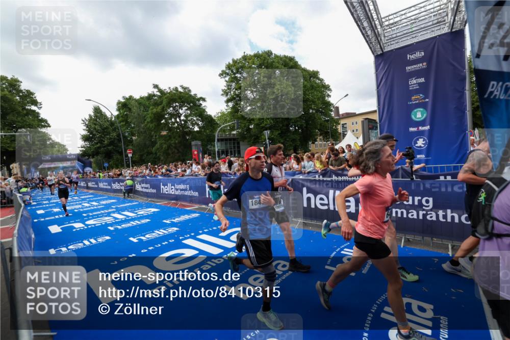 29.06.2025 - hella hamburg halbmarathon Zöllner http://msf.ph/oto/8410315 29.06.2025 10:44:45 Ziel 1782, 2970, 4270, 4991, 6490, 10669, 14816, 15185, 15233, 16224, 17251, 18107, 18437, 18464, 18560, 18868, 19206 meine-sportfotos.de
