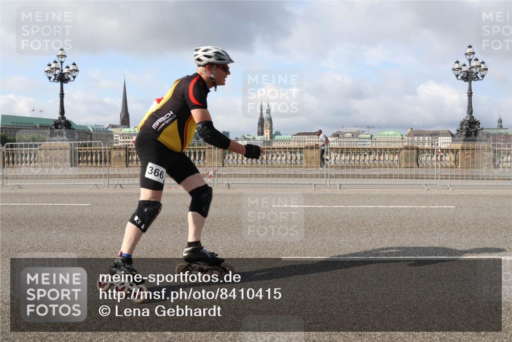 29.06.2025 - hella hamburg halbmarathon Lena Gebhardt http://msf.ph/oto/8410415 29.06.2025 08:55:11 Lombardsbrücke 366 meine-sportfotos.de