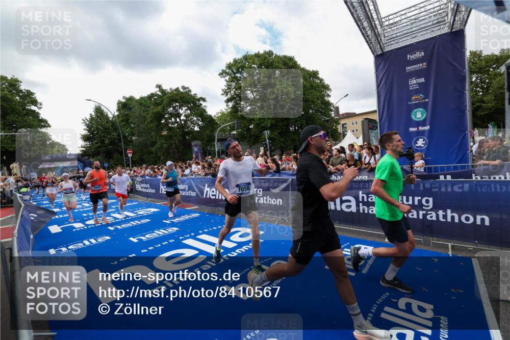 29.06.2025 - hella hamburg halbmarathon Zöllner http://msf.ph/oto/8410567 29.06.2025 10:44:58 Ziel 1424, 1520, 2098, 2890, 3098, 4425, 7056, 7167, 9030, 9720, 12161, 16058, 17382, 17406, 17544, 18055, 18631, 19210 meine-sportfotos.de